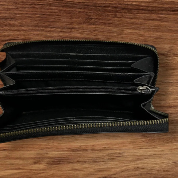 Coach wallet - Picture 2 of 4